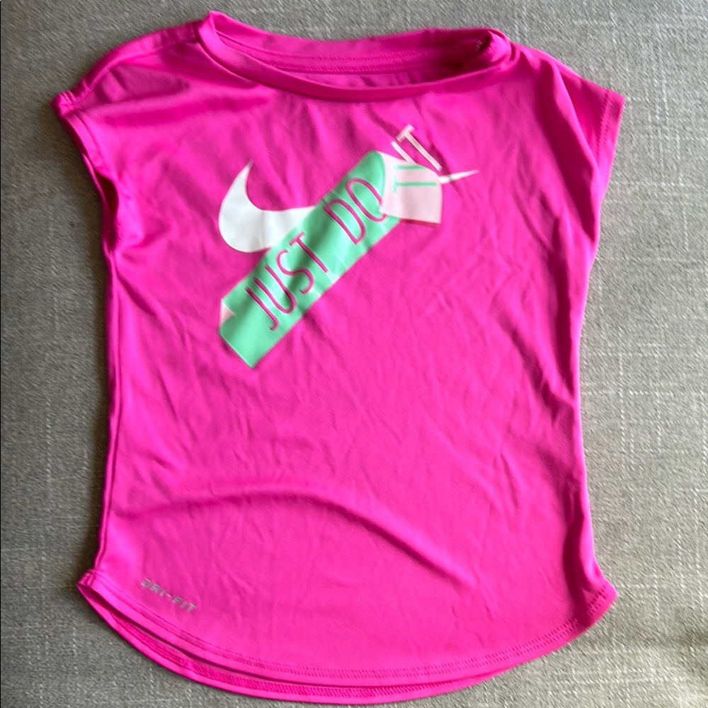 Nike Kids Pink Graphic T-Shirt